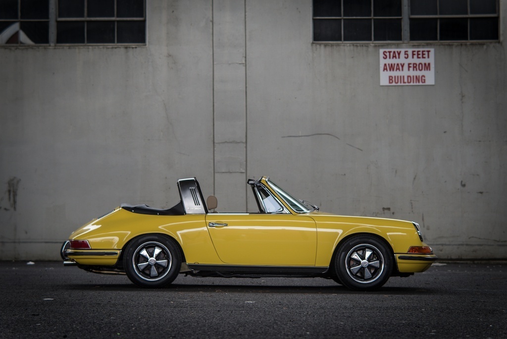 Vintage-Porsche-1969-911-Targa-Soft-Window-Portland-Oregon-Speed Sports 1696