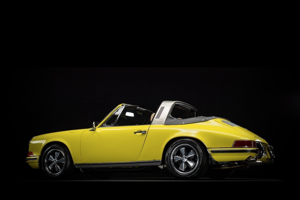 Vintage-Porsche-1969-911-Targa-Soft-Window-Portland-Oregon-Speed Sports 1709