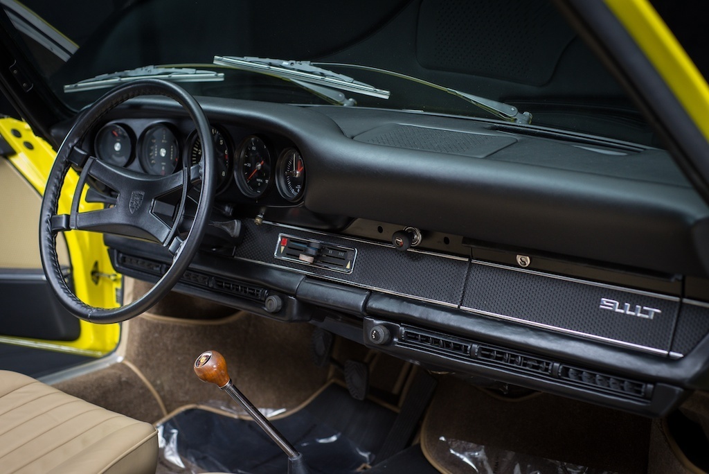Vintage-Porsche-1969-911-Targa-Soft-Window-Portland-Oregon-Speed Sports 1739