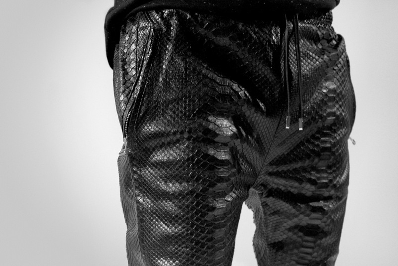 533-en-noir-python-leather-sweatpants-barneys-new-york-exclusive-0