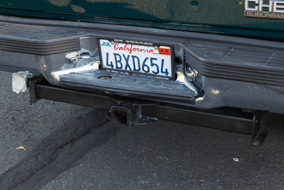 1995_Chevrolet_Suburban_028