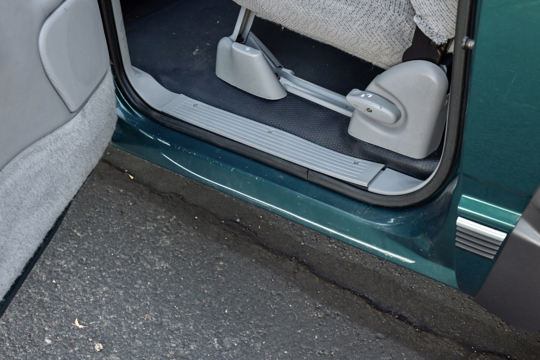 1995_Chevrolet_Suburban_112