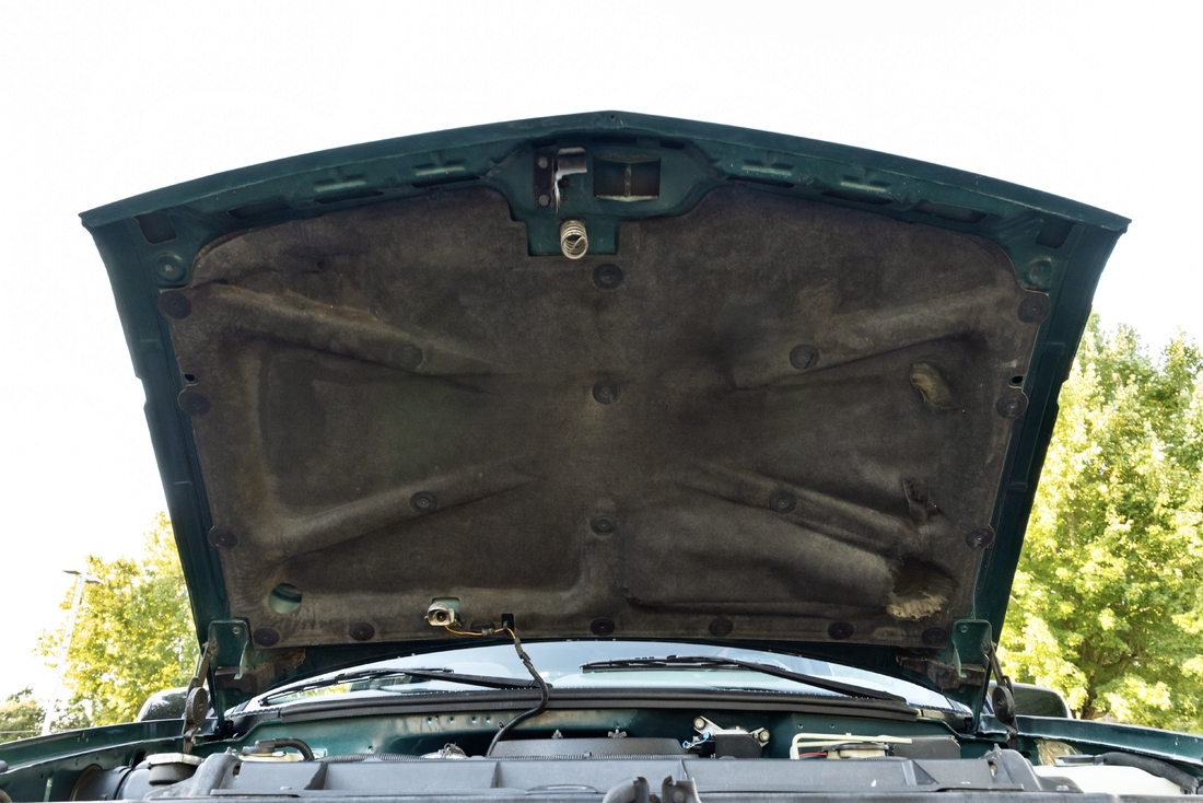 1995_Chevrolet_Suburban_153