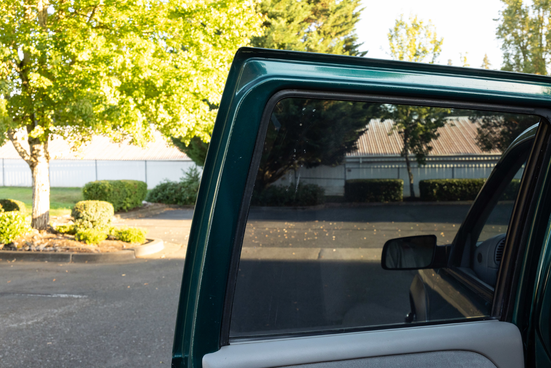 1995_Chevrolet_Suburban_162